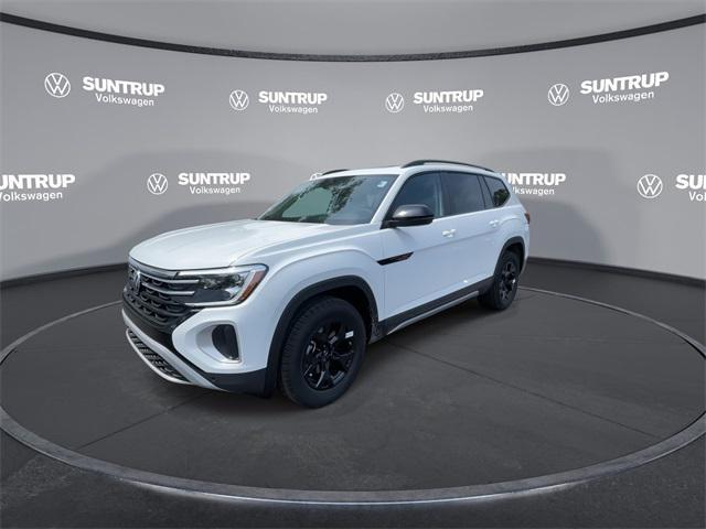 new 2025 Volkswagen Atlas car, priced at $46,577