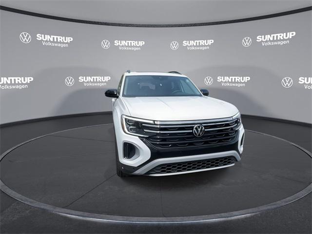 new 2025 Volkswagen Atlas car, priced at $46,577