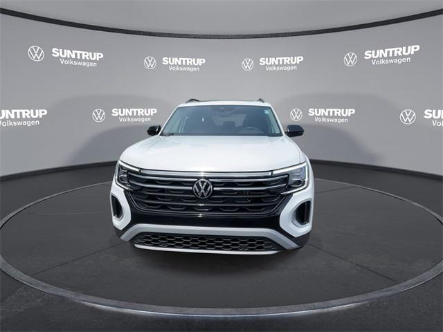 new 2025 Volkswagen Atlas car, priced at $46,577