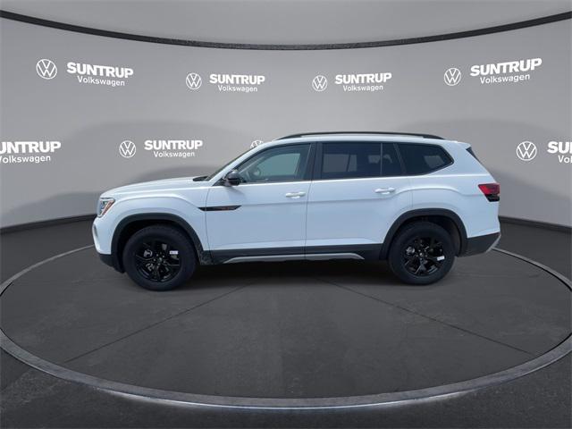 new 2025 Volkswagen Atlas car, priced at $46,577