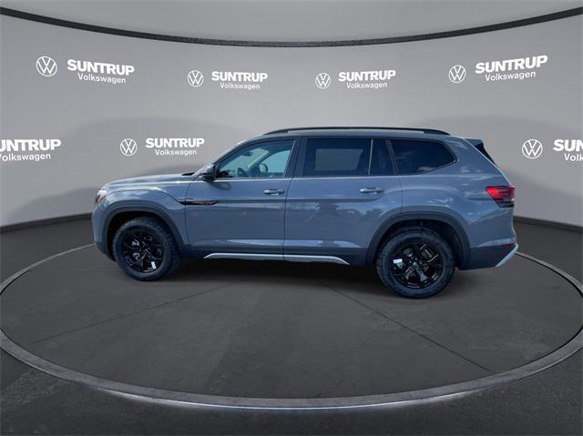 new 2025 Volkswagen Atlas car, priced at $45,341
