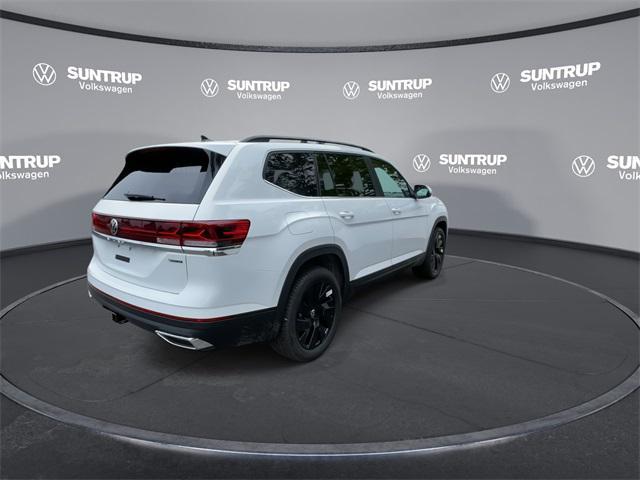 new 2025 Volkswagen Atlas car, priced at $46,073