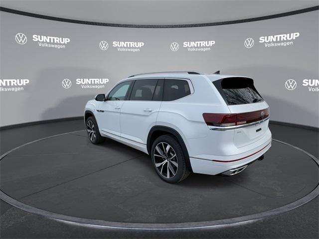 new 2025 Volkswagen Atlas car, priced at $52,175