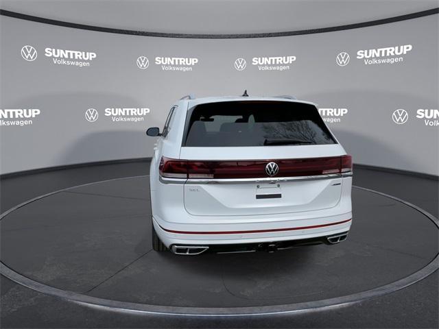 new 2025 Volkswagen Atlas car, priced at $52,175