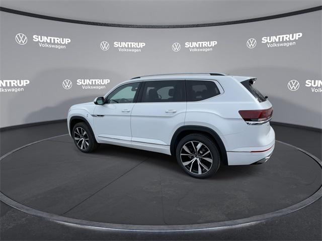 new 2025 Volkswagen Atlas car, priced at $52,175