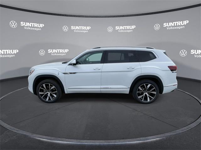 new 2025 Volkswagen Atlas car, priced at $52,175