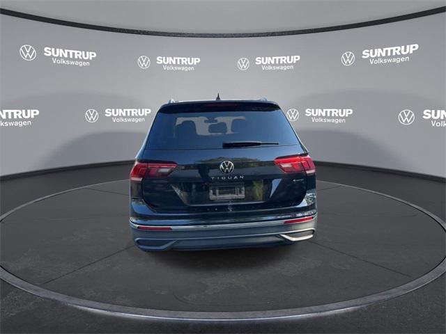 new 2024 Volkswagen Tiguan car, priced at $27,687