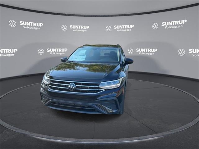 new 2024 Volkswagen Tiguan car, priced at $27,687