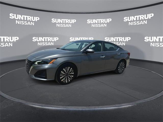 used 2024 Nissan Altima car, priced at $25,595