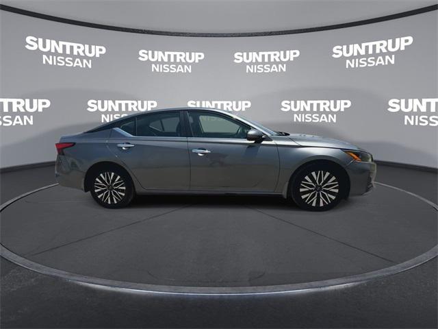 used 2024 Nissan Altima car, priced at $25,595
