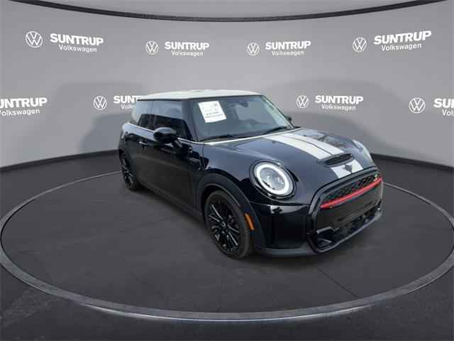 used 2022 MINI Hardtop car, priced at $22,985