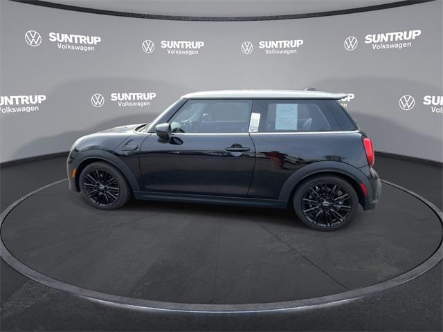 used 2022 MINI Hardtop car, priced at $22,985