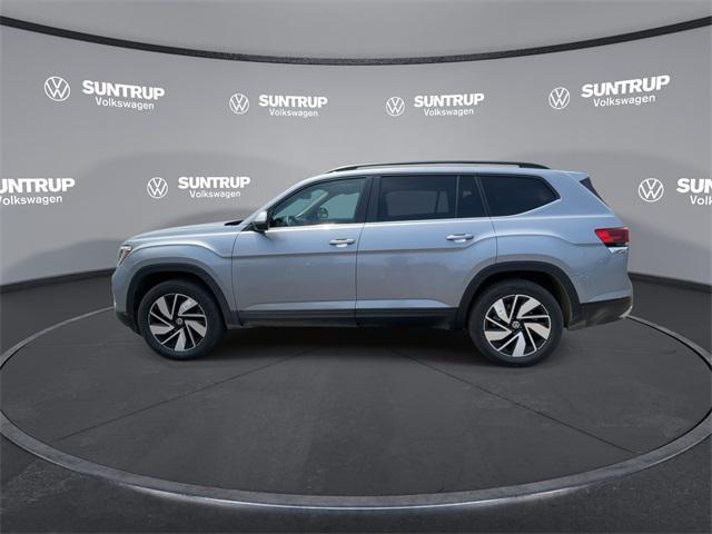 new 2025 Volkswagen Atlas car, priced at $44,000
