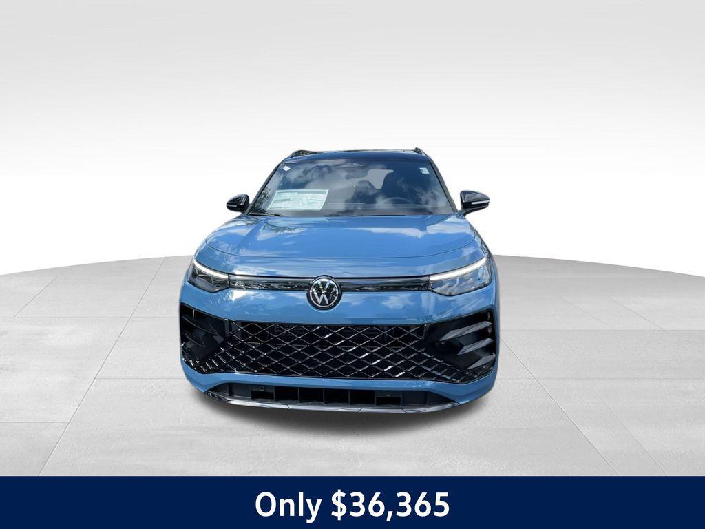 new 2025 Volkswagen Tiguan car, priced at $35,865