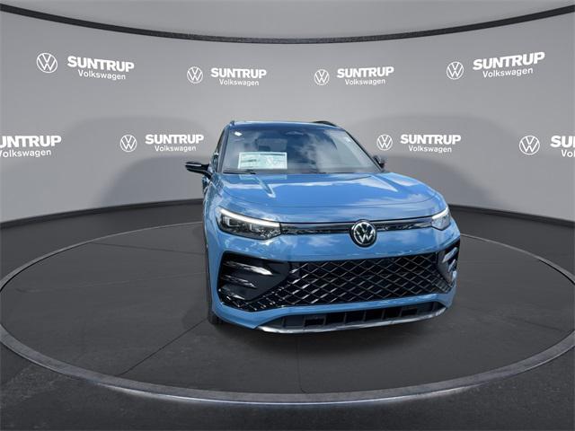new 2025 Volkswagen Tiguan car, priced at $38,115