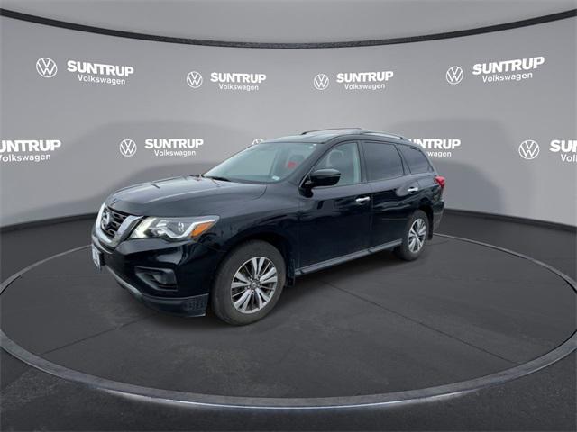 used 2018 Nissan Pathfinder car, priced at $15,985