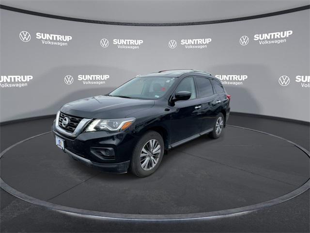 used 2018 Nissan Pathfinder car, priced at $15,985