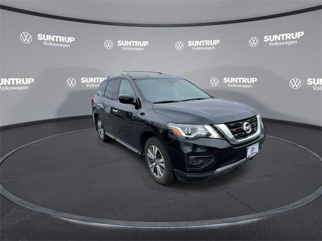 used 2018 Nissan Pathfinder car, priced at $15,985