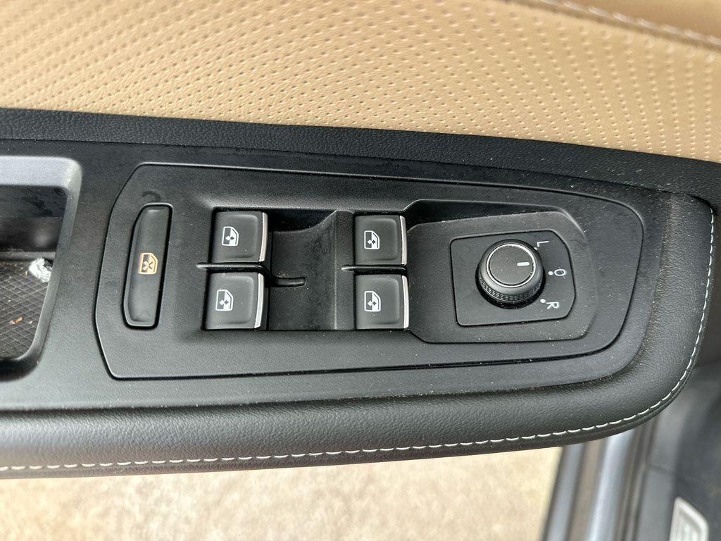 used 2024 Volkswagen Atlas Cross Sport car, priced at $33,895