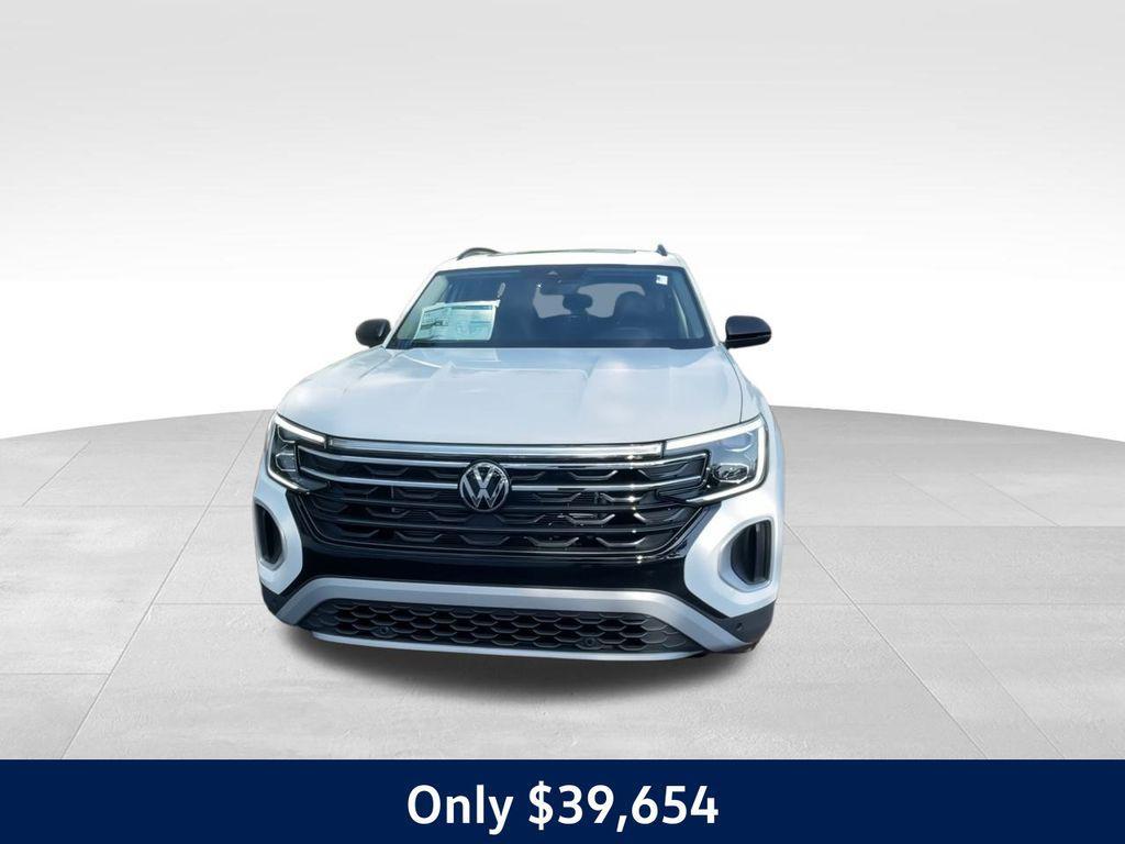 new 2025 Volkswagen Atlas car, priced at $39,654