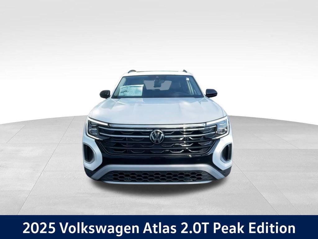new 2025 Volkswagen Atlas car, priced at $39,654
