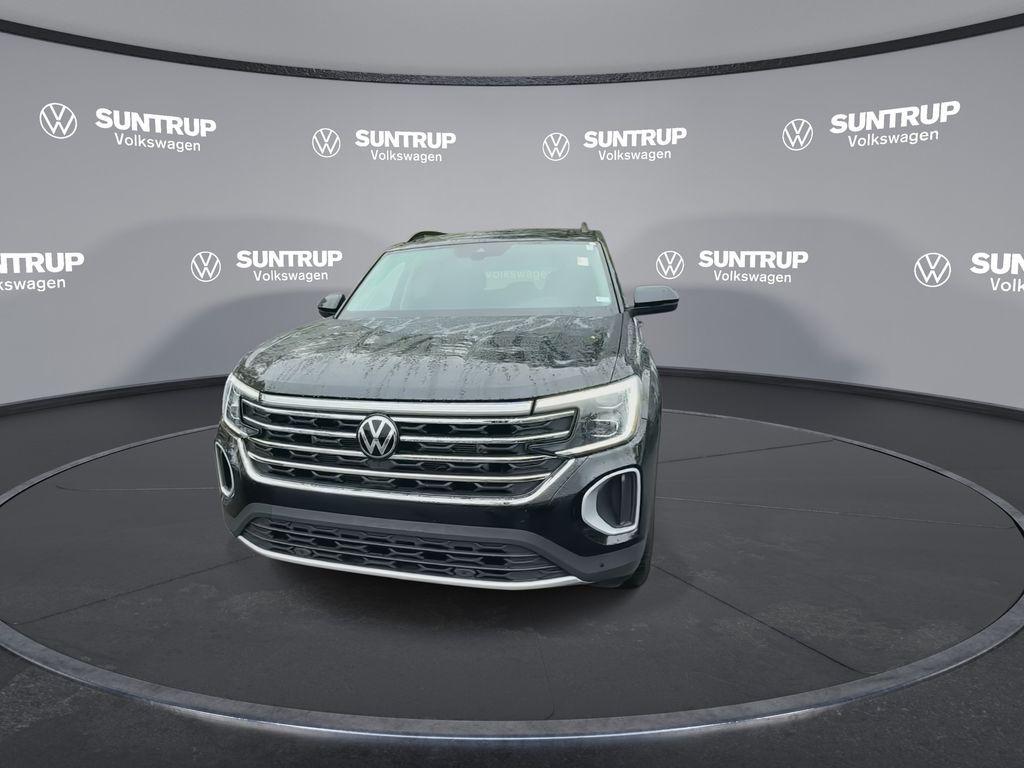 used 2024 Volkswagen Atlas car, priced at $33,325
