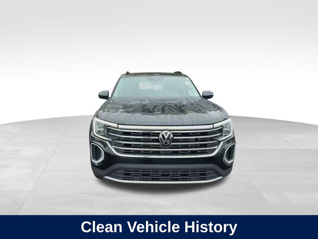 used 2024 Volkswagen Atlas car, priced at $32,495