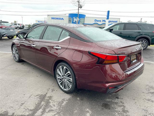 used 2023 Nissan Altima car, priced at $22,795