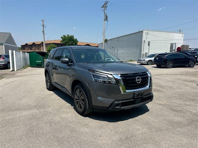 used 2022 Nissan Pathfinder car, priced at $26,405