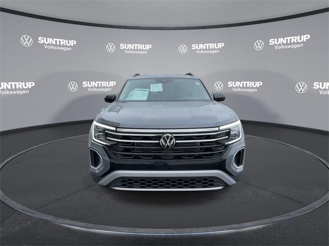 new 2025 Volkswagen Atlas car, priced at $47,014