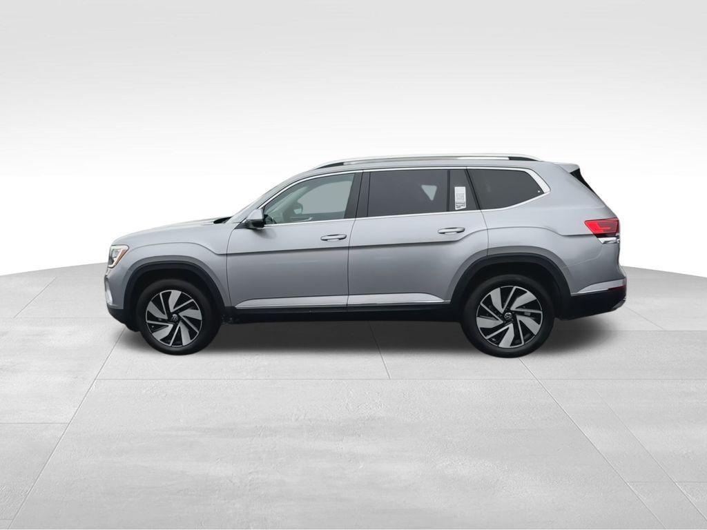 new 2025 Volkswagen Atlas car, priced at $42,247