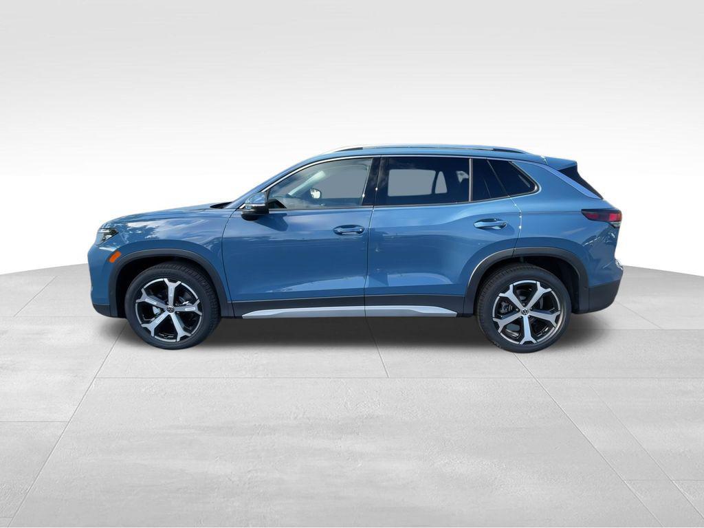 new 2025 Volkswagen Tiguan car, priced at $30,859