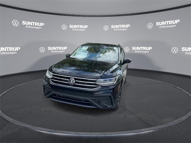 new 2024 Volkswagen Tiguan car, priced at $27,687