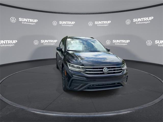 new 2024 Volkswagen Tiguan car, priced at $27,687