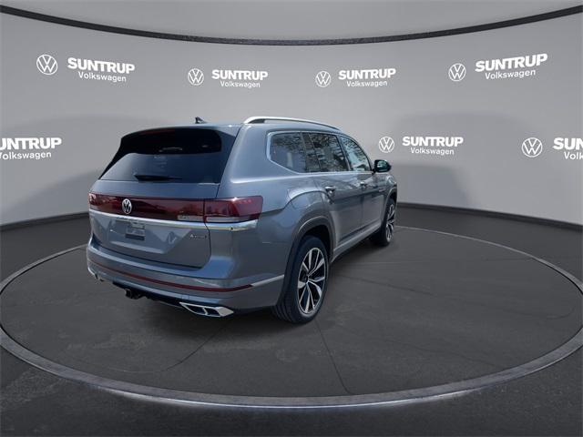 new 2025 Volkswagen Atlas car, priced at $51,738