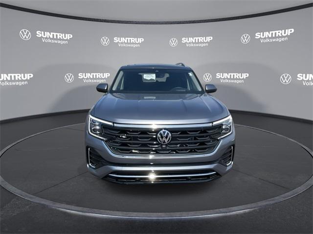 new 2025 Volkswagen Atlas car, priced at $51,738