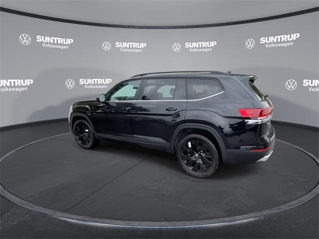 new 2025 Volkswagen Atlas car, priced at $45,648
