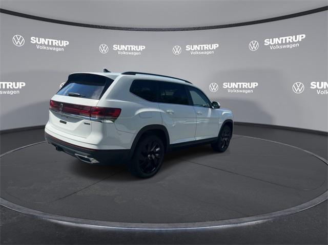 new 2024 Volkswagen Atlas car, priced at $39,163