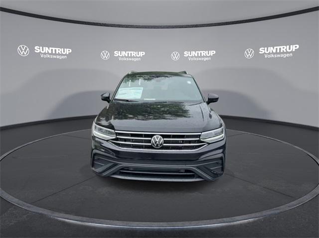 new 2024 Volkswagen Tiguan car, priced at $33,867