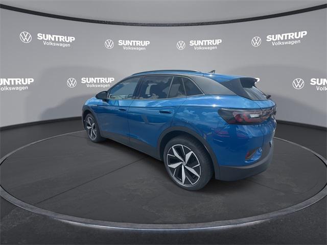 new 2025 Volkswagen ID.4 car, priced at $45,932
