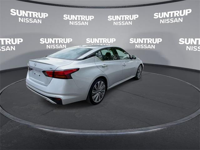 used 2023 Nissan Altima car, priced at $22,895
