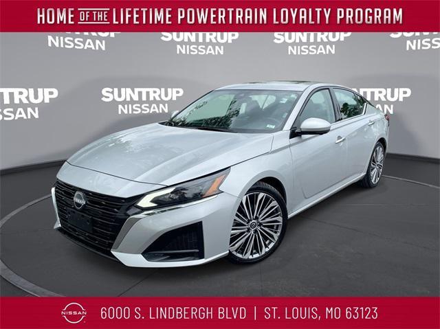 used 2023 Nissan Altima car, priced at $22,895