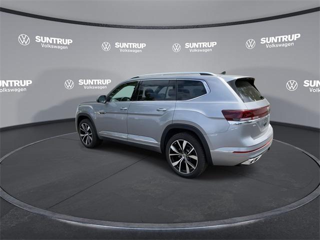 new 2025 Volkswagen Atlas car, priced at $52,738