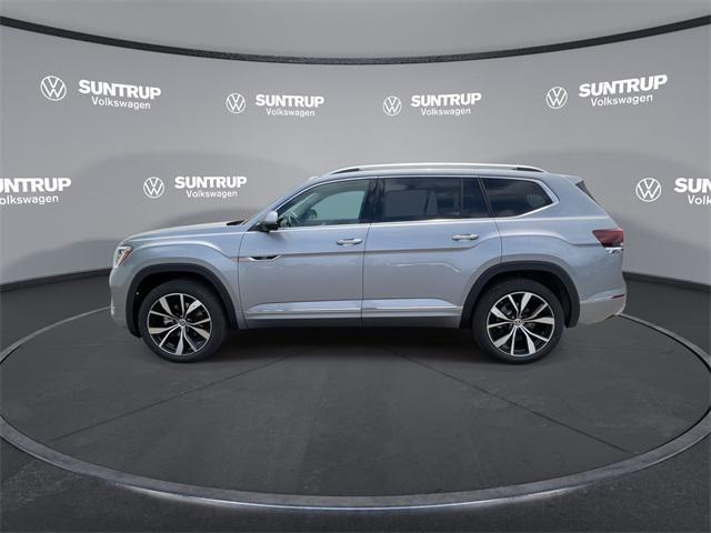 new 2025 Volkswagen Atlas car, priced at $52,738