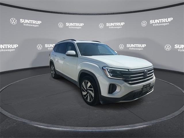 used 2024 Volkswagen Atlas car, priced at $35,995