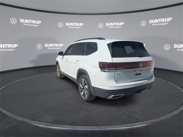 used 2024 Volkswagen Atlas car, priced at $35,995
