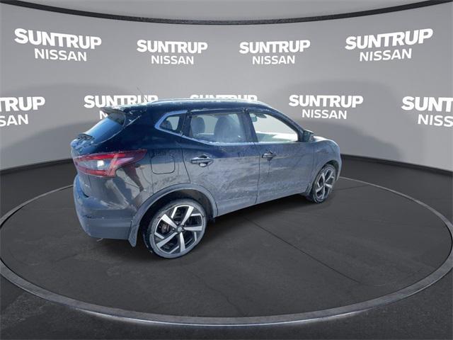 used 2021 Nissan Rogue Sport car, priced at $24,495