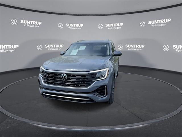 new 2025 Volkswagen Atlas car, priced at $52,773