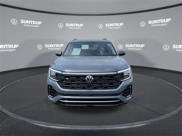 new 2025 Volkswagen Atlas car, priced at $52,773