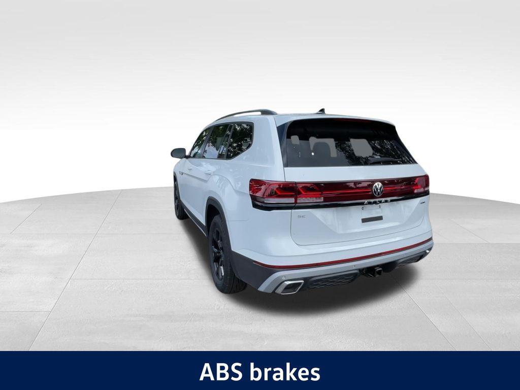 new 2025 Volkswagen Atlas car, priced at $39,827